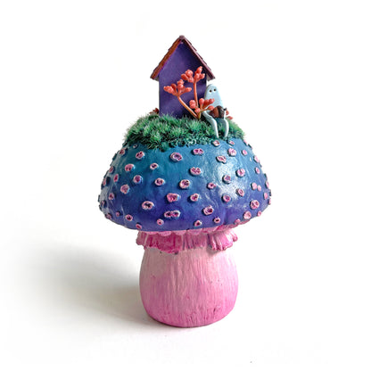 C1 - Babs Webb Mushroom